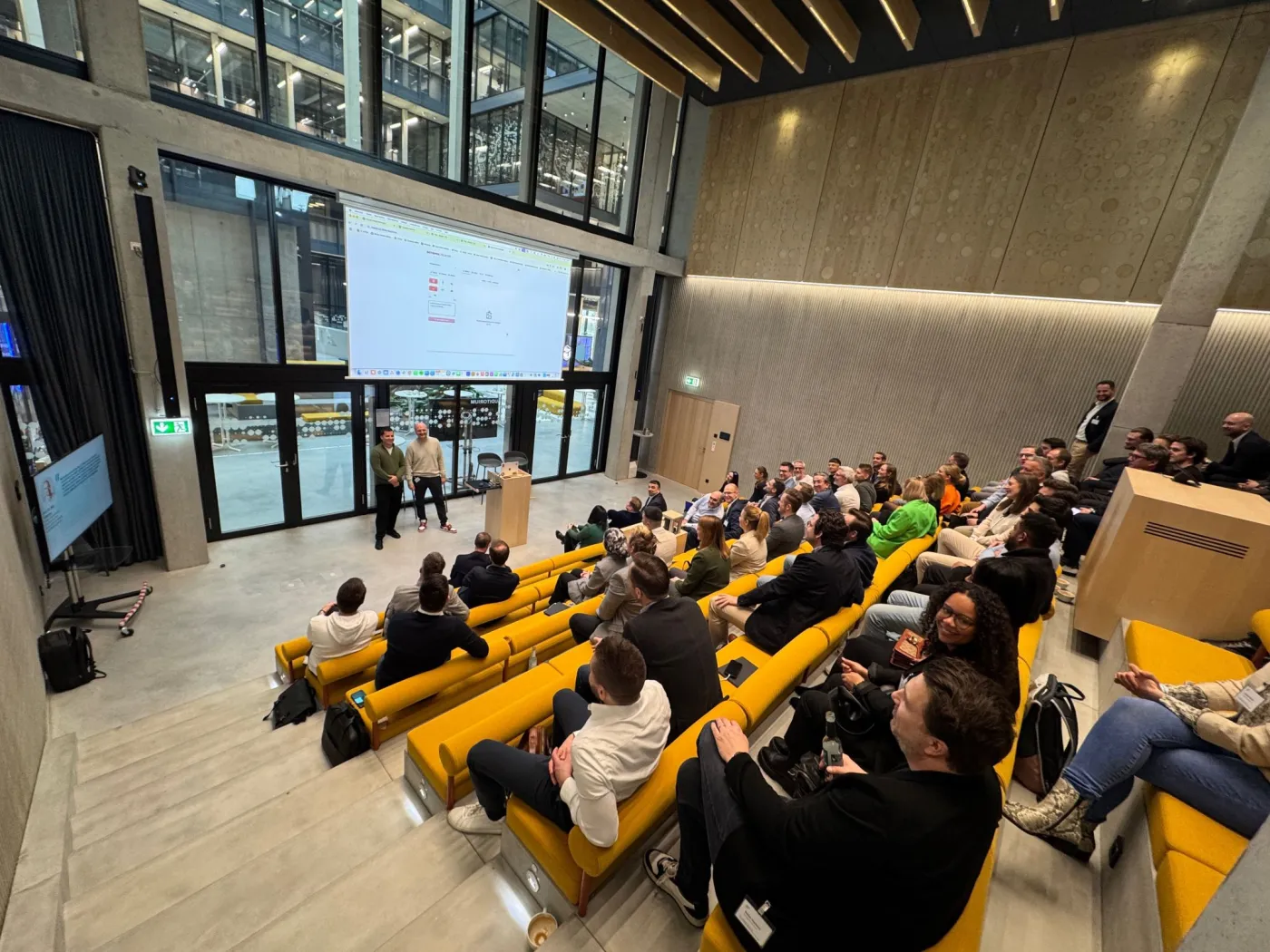Marco Morinello beim KI-Vortrag im Auditorium